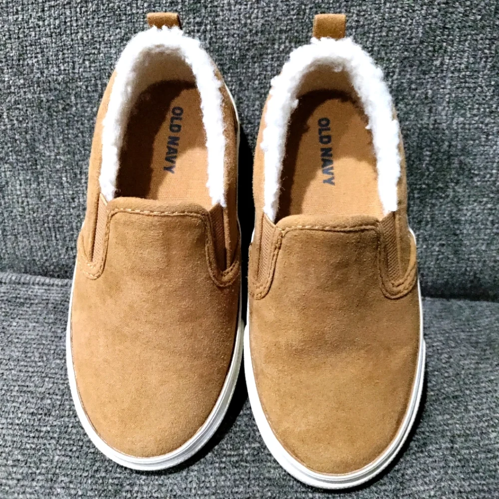 Boy's Old Navy tan suede lined slip ons size 8